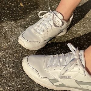 UNAVAILABLE!Rebook Women’s Sneakers. Gray& White W cool striped pattern on side.